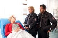 Notruf Hafenkante – (v.l.n.r.) Annemarie Kleinert (Saskia Schindler); Claudia Fischer (Janette Rauch); Tarik Coban (Serhat Cokgezen)