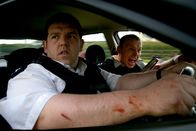 Hot Fuzz – L-R: Danny Butterman (Nick Frost) und Nicholas Angel (Simon Pegg)
