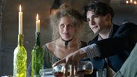 Grand Hotel – Rechts: Julio Olmedo (Yon González)