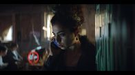 The Bank Hacker – Hinda (Efrat Galai) wird von Jeremys Mutter Anouk angerufen, denn Jeremy wurde von der Polizei festgenommen. Lynda informiert daraufhin ihre "Quellen".
