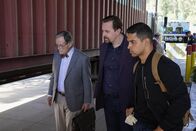 Navy CIS – (v.l.n.r.) Donald Mallard (David McCallum); Timothy McGee (Sean Murray); Nick Torres (Wilmer Valderrama)