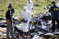 Mayday - Alarm im Cockpit – Reenactment: Ermittler an der Absturzstelle eines Flugzeugs