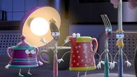 Unser Sandmännchen – Die kleine Lampe hört etwas. Das Geräusch kommt aus der Küche. Die kleine Lampe muss sofort nachsehen, was da los ist.