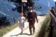 Heidi – Heidi (Noley Thornton) kann das kalte Herz ihres Großvaters (Jason Robards) erweichen.