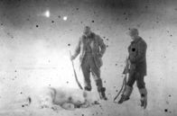 Gestrandet im ewigen Eis – Die gefundenen Filmrollen beinhalten einen wahren Schatz: die letzten Fotos, die die vor 33 Jahren verschwundenen Männer gemacht hatten.