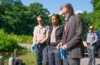The Sinner – Pictured: (l-r) David Call as Brick, Natalie Paul as Heather, Bill Pullman as Detective Lt. Harry Ambrose