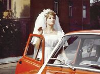 Die Märchenbraut – Prinzessin Arabella (Jana Nagyova) ist nun eine schöne Märchenbraut.