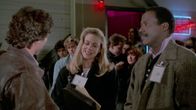 Party Line – Vorne, v.li.: Dan (Richard Hatch), Stacy (Shawn Weatherly), Captain Barnes (Richard Roundtree)