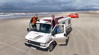 Der Camping-Check – Friso Richter (re.) und Lukas Lowack besuchen zwei Luxus-Campingplätze hinter der dänischen Grenze.