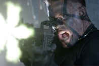 The Marine – Marine John Triton (John Cena) missachtet immer wieder Befehle im Irakkrieg, um seine Kameraden zu schützen. Das bringt ihm allerdings die unehrenhafte Entlassung aus der Armee ein...