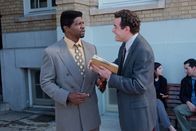Brooklyn Nine-Nine – Terry Jeffords (Terry Crews, l.); Holderton (Matt Besser, r.)