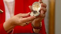 Was schätzen Sie ...? – Diamantbrosche.