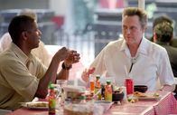 Mann unter Feuer – John W. Creasy (Denzel Washington, l.) und Paul Rayburn (Christopher Walken) Die Verwendung des sendungsbezogenen Materials ist nur mit dem Hinweis und Verlinkung auf TVNOW gestattet.; John W. Creasy (Denzel Washington, l.) und Paul Rayburn (Christopher Walken) Die Verwendung des sendungsbezogenen Materials ist nur mit dem Hinweis und Verlinkung auf TVNOW gestattet.