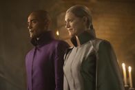 Charmed – Mo (Aryeh-Or, l.); Aladria (Heather Doerksen, r.)