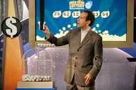 Monk – Tony Shalhoub (Adrian Monk).