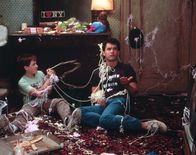 Big – L-R: Billy (Jared Rushton) , Josh (Tom Hanks) Ville: L-R: Billy (Jared Rushton),