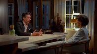 Rote Rosen – Richard (Florian Odendahl) ist wütend, weil Victoria (Caroline Schreiber) wegen seiner Prügelei die Gründung der Aktiengesellschaft absagt.