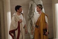 How I Met Your Mother – Der Bro-Eid geht bis zu Julius Caesar zurück: Barney (Neil Patrick Harris, r.) und Ted (Josh Radnor, l.) ...