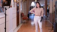 einfach Mensch – Gina Rühl nennt sich selbst "die einarmige Prinzessin". Nach einem Verkehrsunfall musste ihr der linke Arm amputiert werden. Als erste Frau mit Behinderung ist sie 2022 zur Vize Miss Germany gekürt worden.