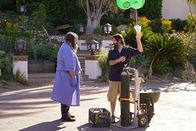The Last Man on Earth – Todd (Mel Rodriguez, l.); Tandy (Will Forte, r.)